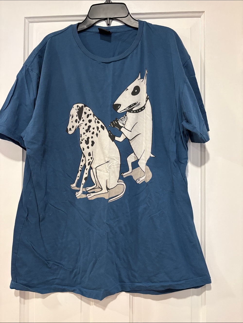 EUC Exclusive A Men’s Dalmatian getting Inked Tattoo Dog Graphic Tee Size XL